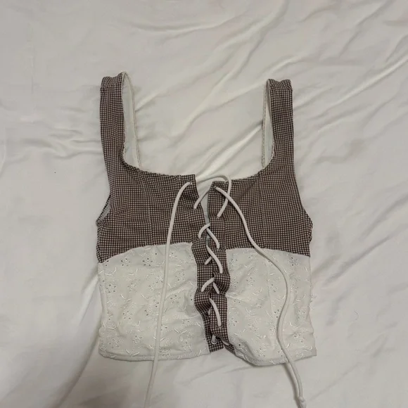 Frankies Bikinis X Sydney Sweeney Tankie Lace-Up TankiniBikini Top